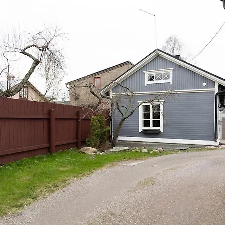 Idyllic House In Old Rauma